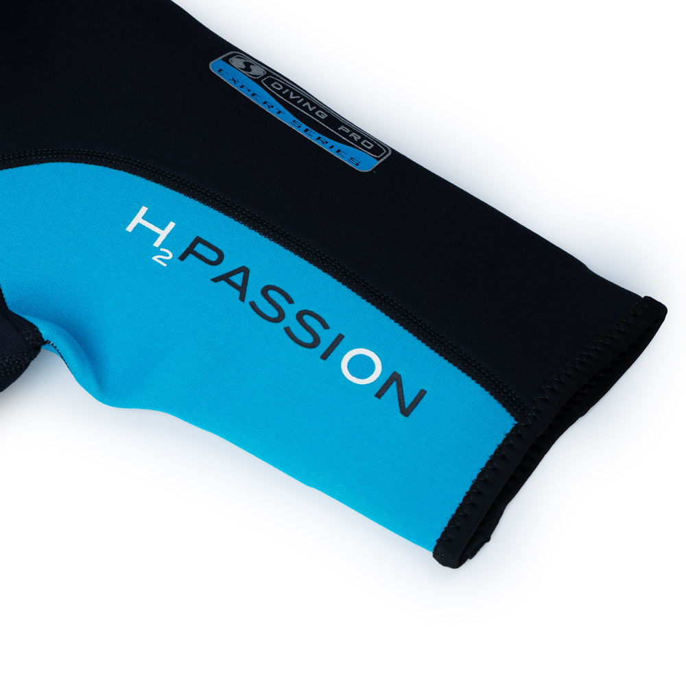 Гидрокостюм для плавания женский SALVAS Shorty Sirene Lady, с короткими рукавами и шортами, чёрно-голубой, Размер m